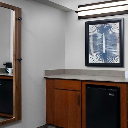 Hyatt Place Indianapolis Airport Εξωτερικό φωτογραφία