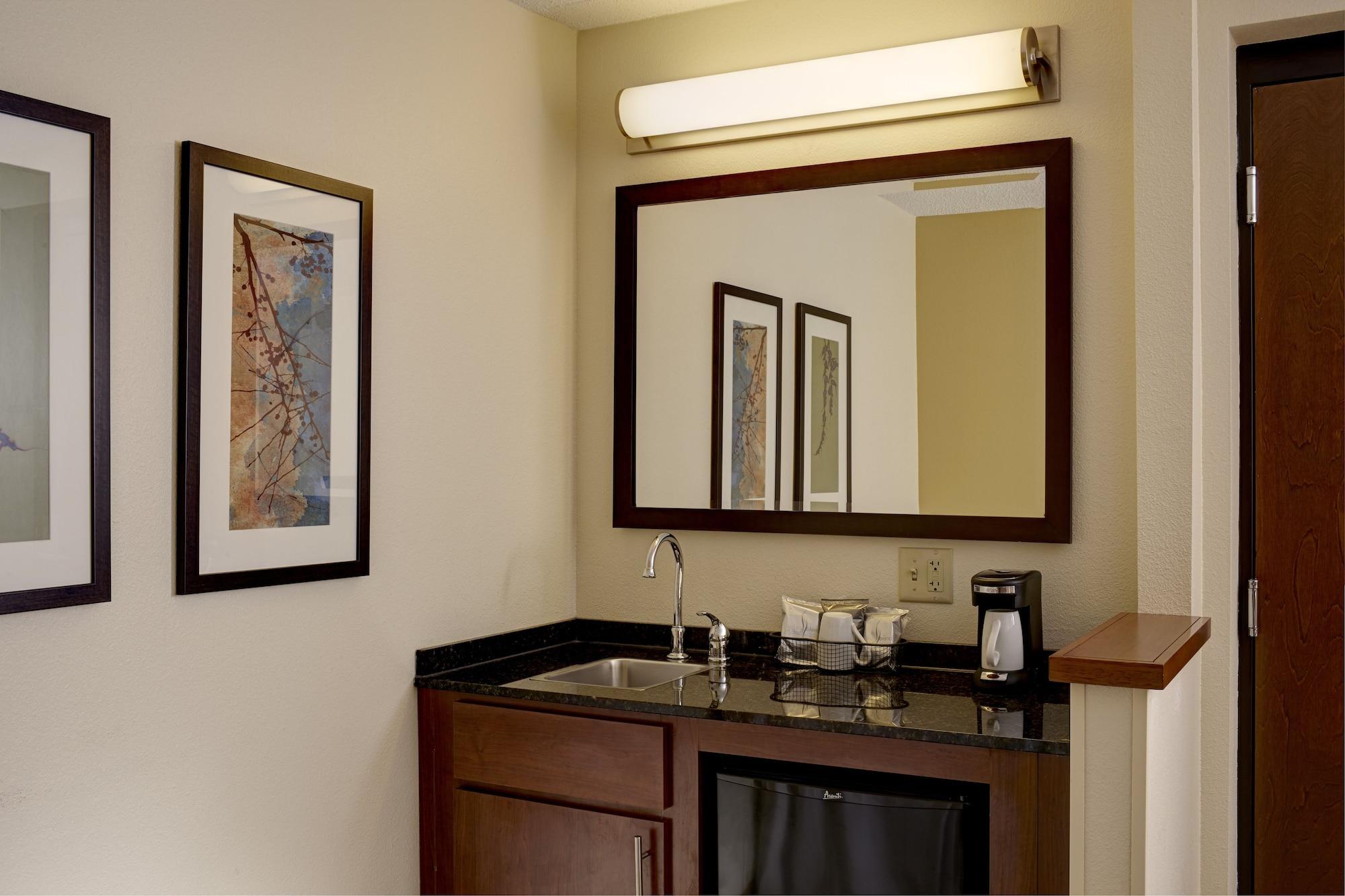 Hyatt Place Indianapolis Airport Εξωτερικό φωτογραφία