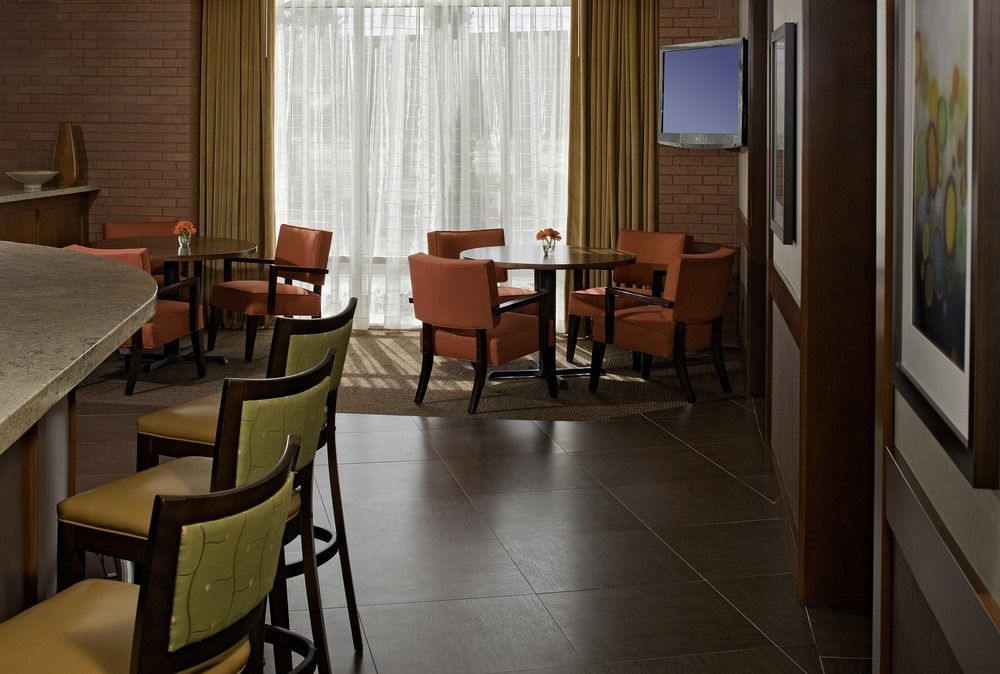 Hyatt Place Indianapolis Airport Εξωτερικό φωτογραφία