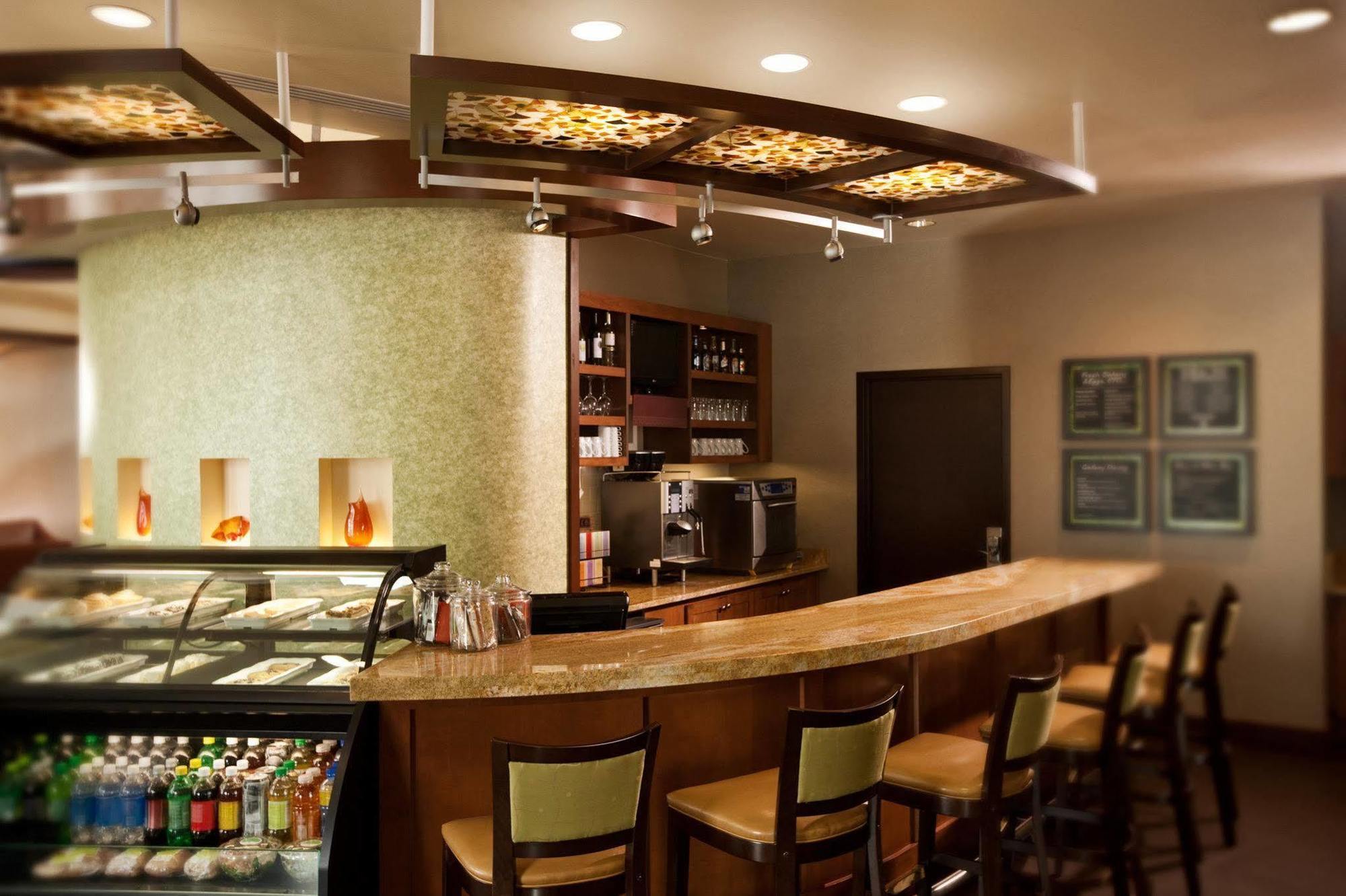 Hyatt Place Indianapolis Airport Εξωτερικό φωτογραφία